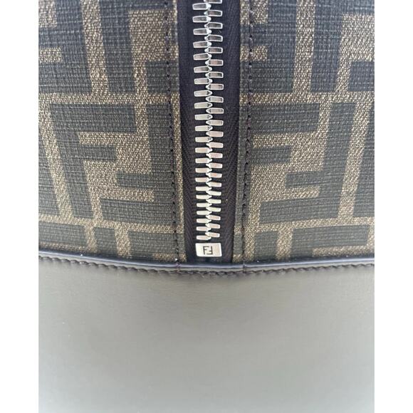 FENDI LARGE FF SHOULDER DUFFLE TRAVEL BOSTON BAG TOTE AUTHENTIC! - Picture 12 of 16